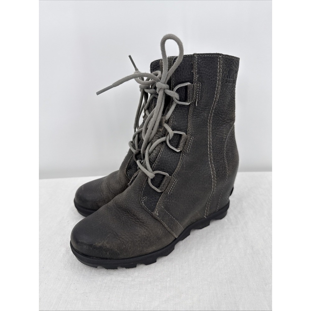 Sorel Joan Of Arctic Gray Distressed Leather Wedge Boots Womens 8.5 Ankle Boot